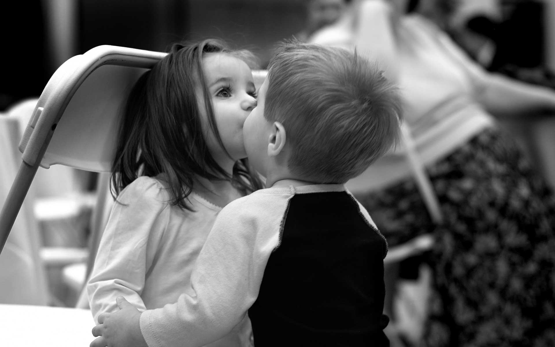Cutest Children Love kissing images